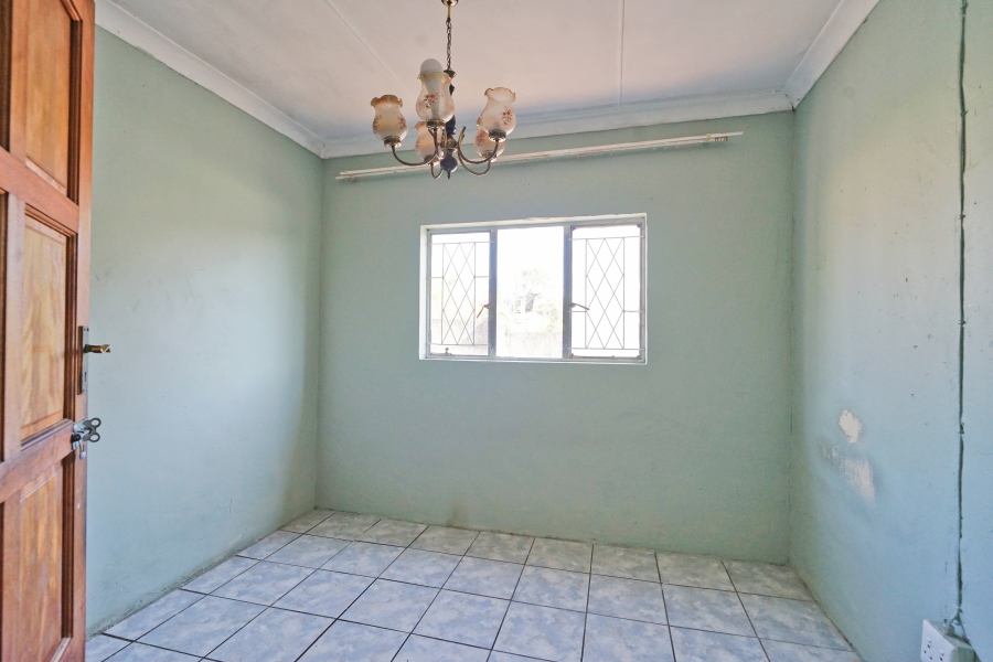 3 Bedroom Property for Sale in Summerpride Eastern Cape